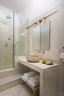 Gold Suites