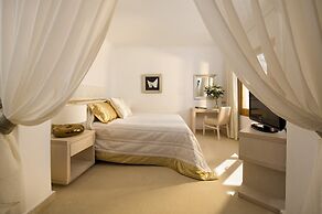 Gold Suites