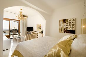 Gold Suites