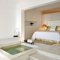 Gold Suites