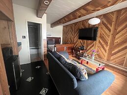 Caravan Motel