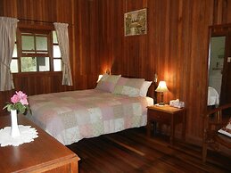 Amamoor Lodge