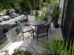 Noosa Place Resort