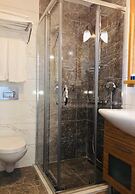 My Marin Hotel - Boutique Class