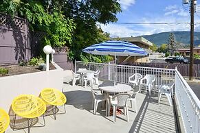 Canadas Best Value Inn & Suites Vernon