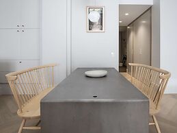 Mantra One Sandy Bay Road