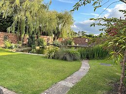 Stallingborough Grange Hotel