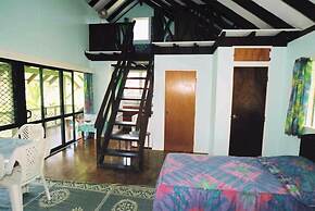 Gina's Garden Lodges