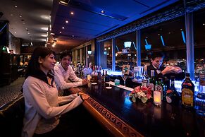 Navios Yokohama