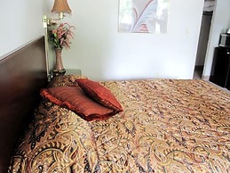 Hudson Manor Inn