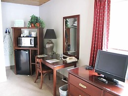 Hudson Manor Inn