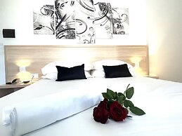 Hotel Park Village