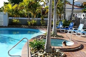 Champelli Palms