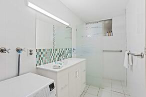 Hi Ho Beach Apartments