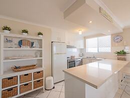 Crystal Beachfront Apartments