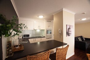 Crystal Beachfront Apartments
