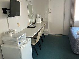 Bentleigh Motor Inn- Coffs Harbour