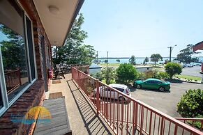 Anchor Bay Motel