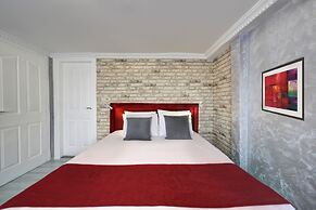 Serenity Hotel