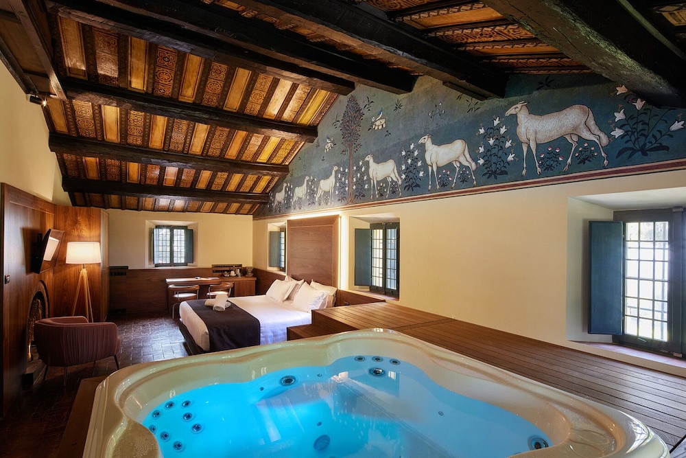 La Loggia Historic Resort