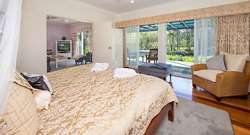 Crystal Creek Meadows Luxury Cottages