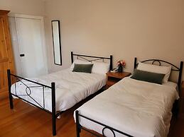 Burwood Bed And Breakfast