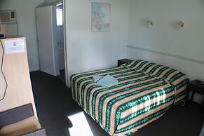 Lake Forbes Motel