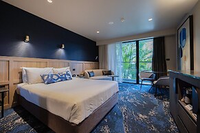 The Executive Inn