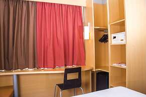 Ibis Asuncion