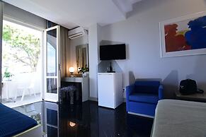 Mantenia Hotel
