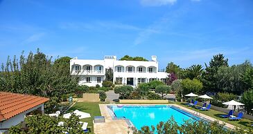 Mantenia Hotel
