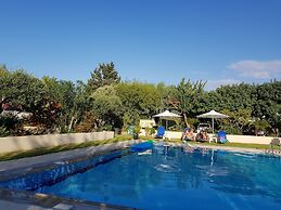 Mantenia Hotel