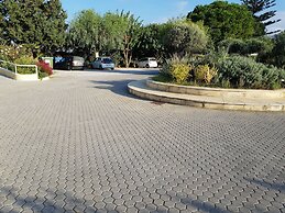 Mantenia Hotel