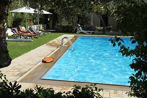 Mantenia Hotel