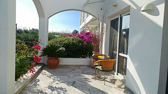 Mantenia Hotel