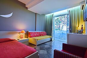 Mantenia Hotel