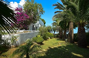 Mantenia Hotel
