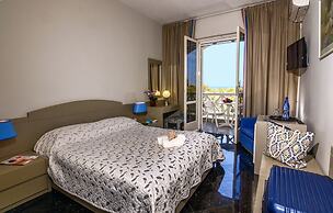 Mantenia Hotel