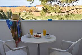 Mantenia Hotel