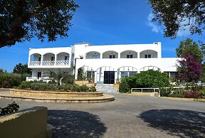 Mantenia Hotel