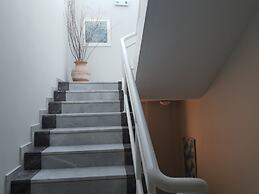 Mantenia Hotel
