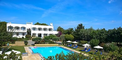 Mantenia Hotel