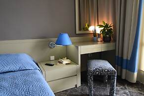 Mantenia Hotel