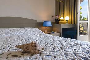 Mantenia Hotel