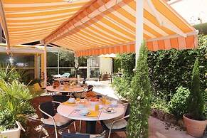Logis Hotel l'Esterella