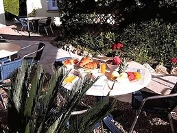 Logis Hotel l'Esterella