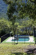 Clarendon Forest Retreat
