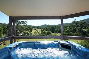 Clarendon Forest Retreat
