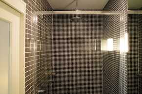 Crown Hotel Surry Hills