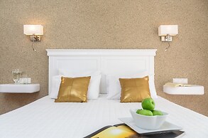 Adriani Hotel